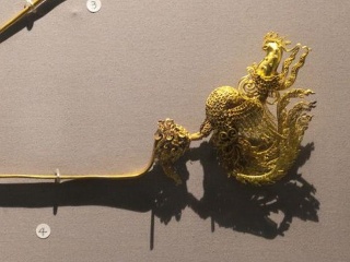 芒果体育:成都:中高端餐饮也跟风做柴火鸡(图2) 专业体育